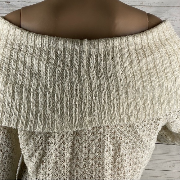 Apt. 9 Sweater 💕 Off Shoulder - Picture 10 of 12